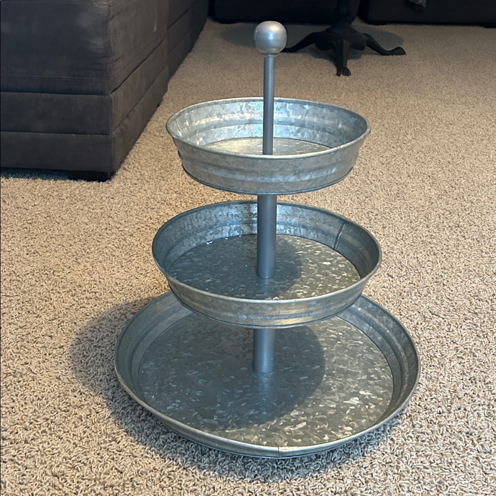 A galvanized pottery barn tiered stand - Picture 3 of 9